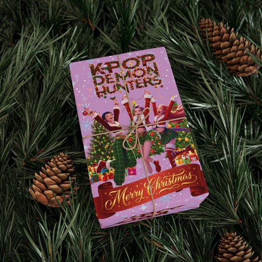 Huntrix, Kpop Demon Hunters Christmas Wrapping Paper, Gift Wrap