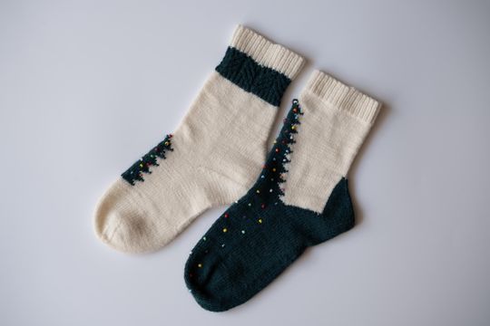 Women's socks Christmas tree, white with dark green, size 37-38