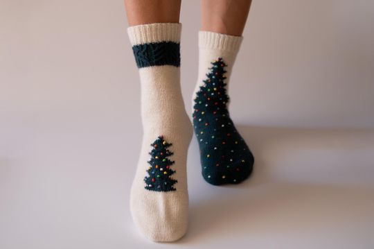 Women's socks Christmas tree, white with dark green, size 37-38