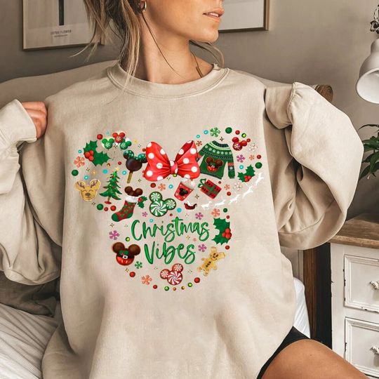 Minnie Vintage Christmas, Minnie Family Holiday Vacation,Disney Christmas Sweatshirt