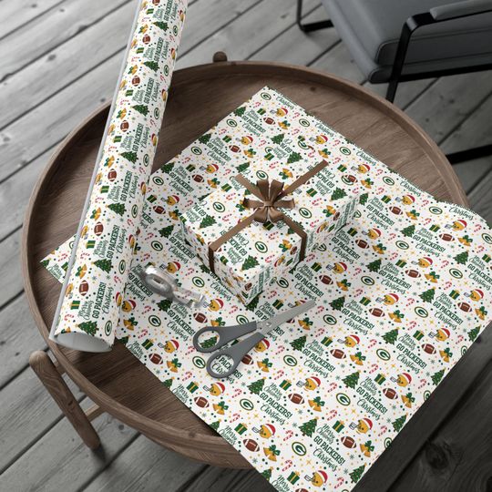 Green Bay Packers Christmas Wrapping Paper | Team Spirit