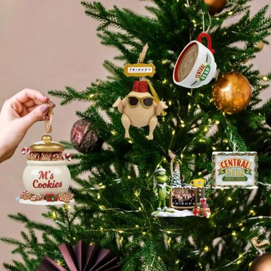 Friends Advent Calendar 2025, Friends Xmas Calendar Box, TV Show Christmas Countdown Box, Central Perk Holiday Collectible Gift Set