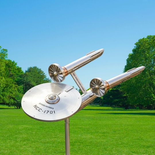 Sci-Fi Spaceship Wind Spinner, Futuristic Starship Garden Decor, Metal Kinetic Outdoor Yard Art, Unique Space Lover Gift
