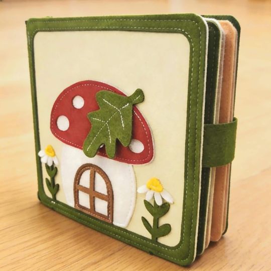 Handmade Felt Quiet Book, Soft Felt Toy, Toddler Sensory Gift, Activity Books, Gifts for Babies, Animals Busy Book