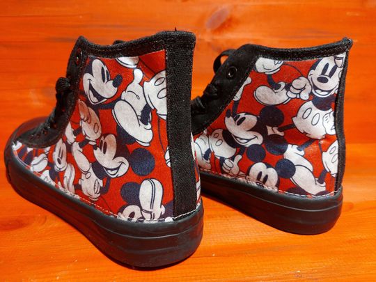 Disney Mickey Mouse high top sneaker