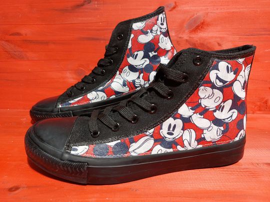 Disney Mickey Mouse high top sneaker