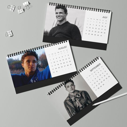 Lando Norris - 2026 Desktop Calendar