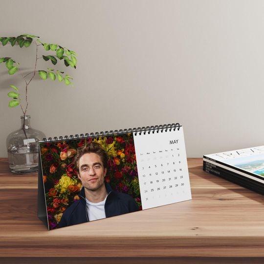 Robert Pattinson - 2026 Desktop Calendar