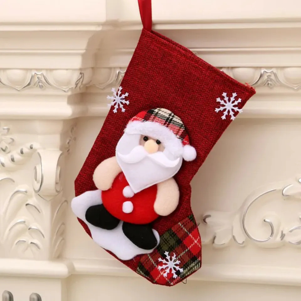 New Christmas Gift Stockings Santa Elk Fabric Gift Socks Christmas Lovely Bag for Children Fireplace Tree Christmas Decoration