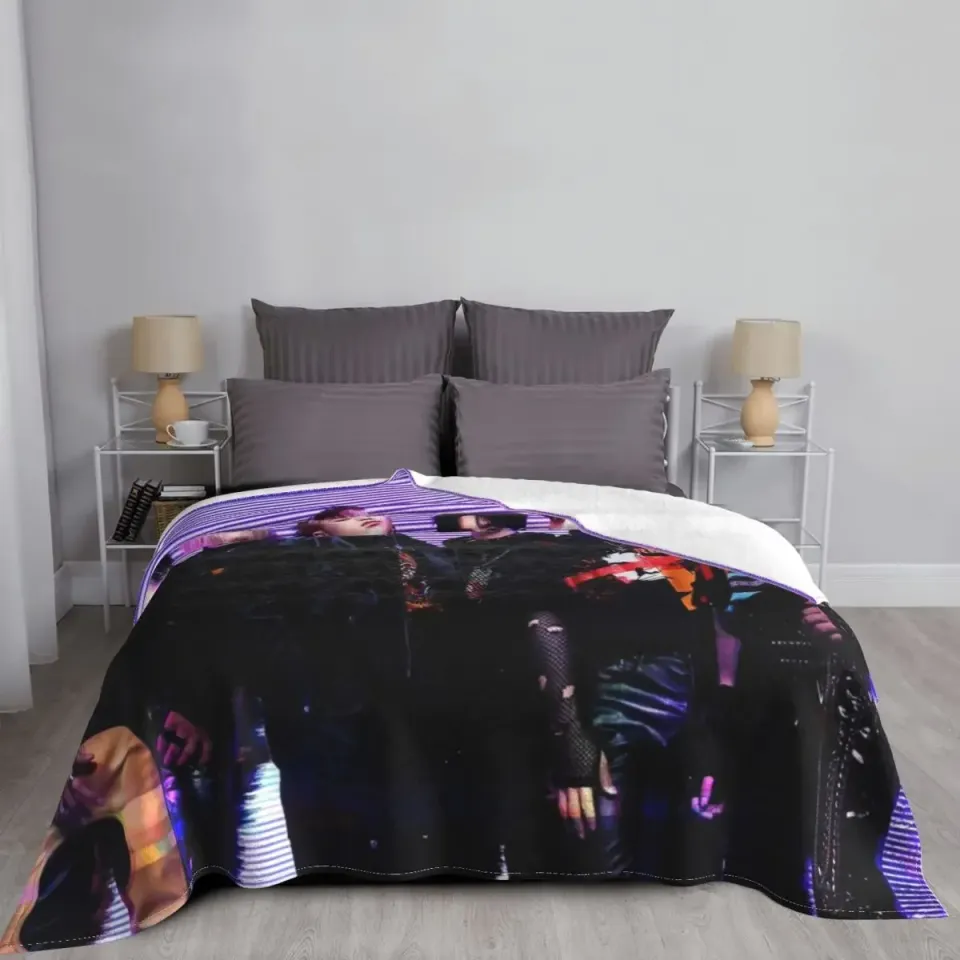 Xdinary Heroes - Hello, World! Throw Blanket Camping Sleeping Bag Blanket