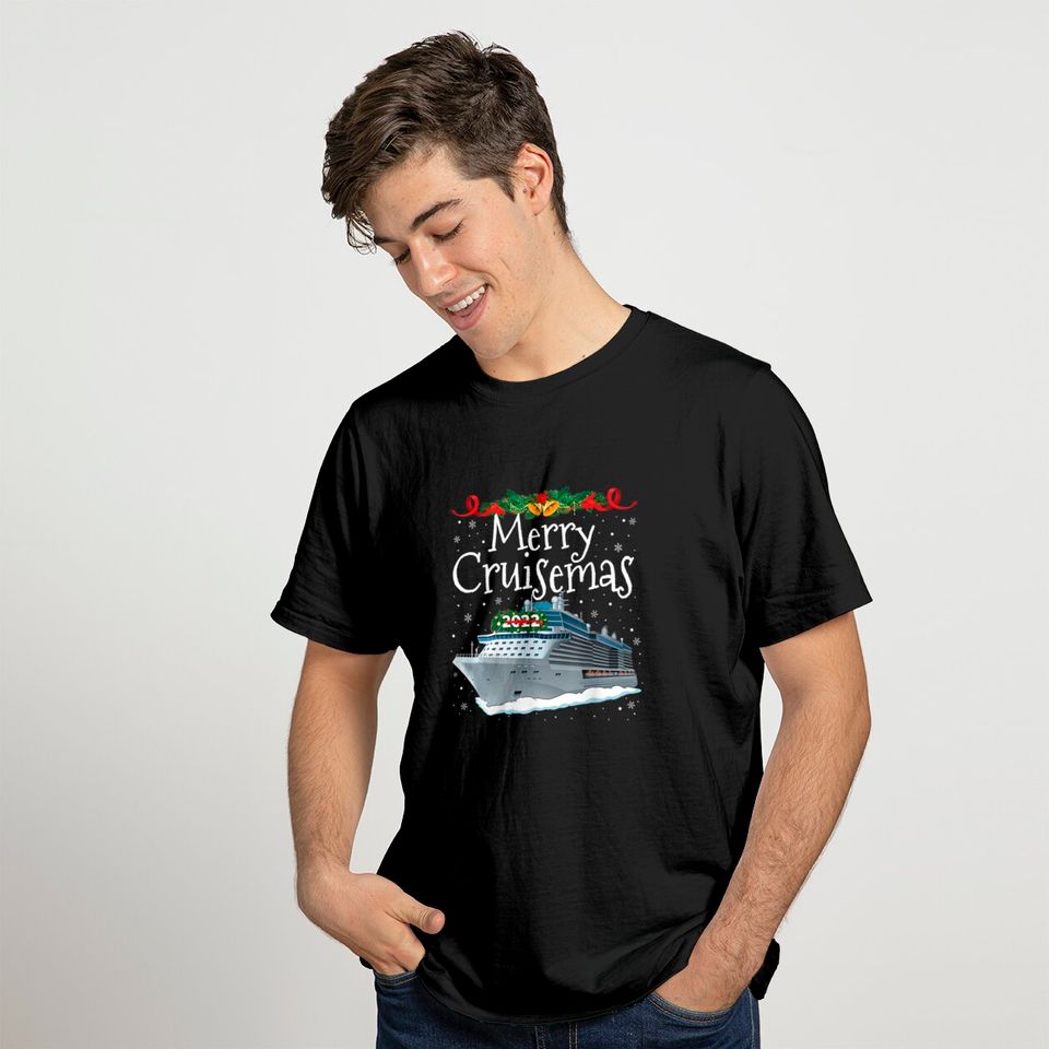 Merry Cruisemas 2022 Christmas Matching Family Cruise Funny T-Shirt