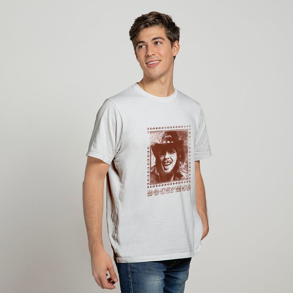 Hank Williams Jr /// Vintage Faded Style Fan Design - Hank Williams Jr - T-Shirt