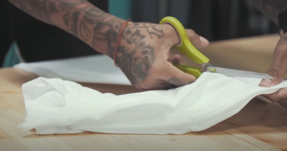 Cutting your t-shirt for a new desired neckline