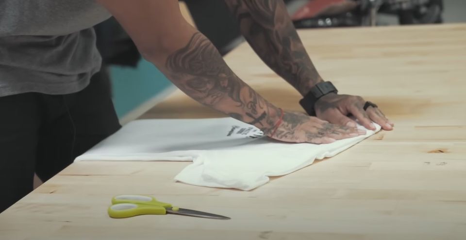 Identify the shape of your tank top