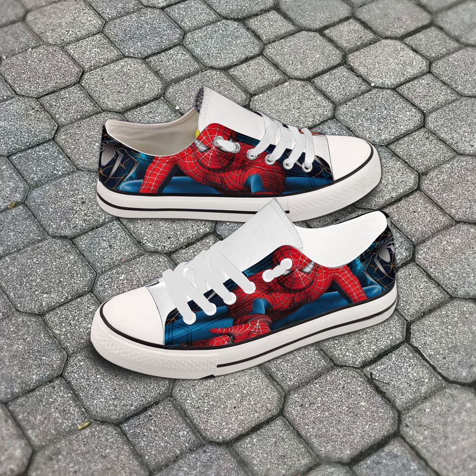 Spiderman Disney Low Top Sneaker