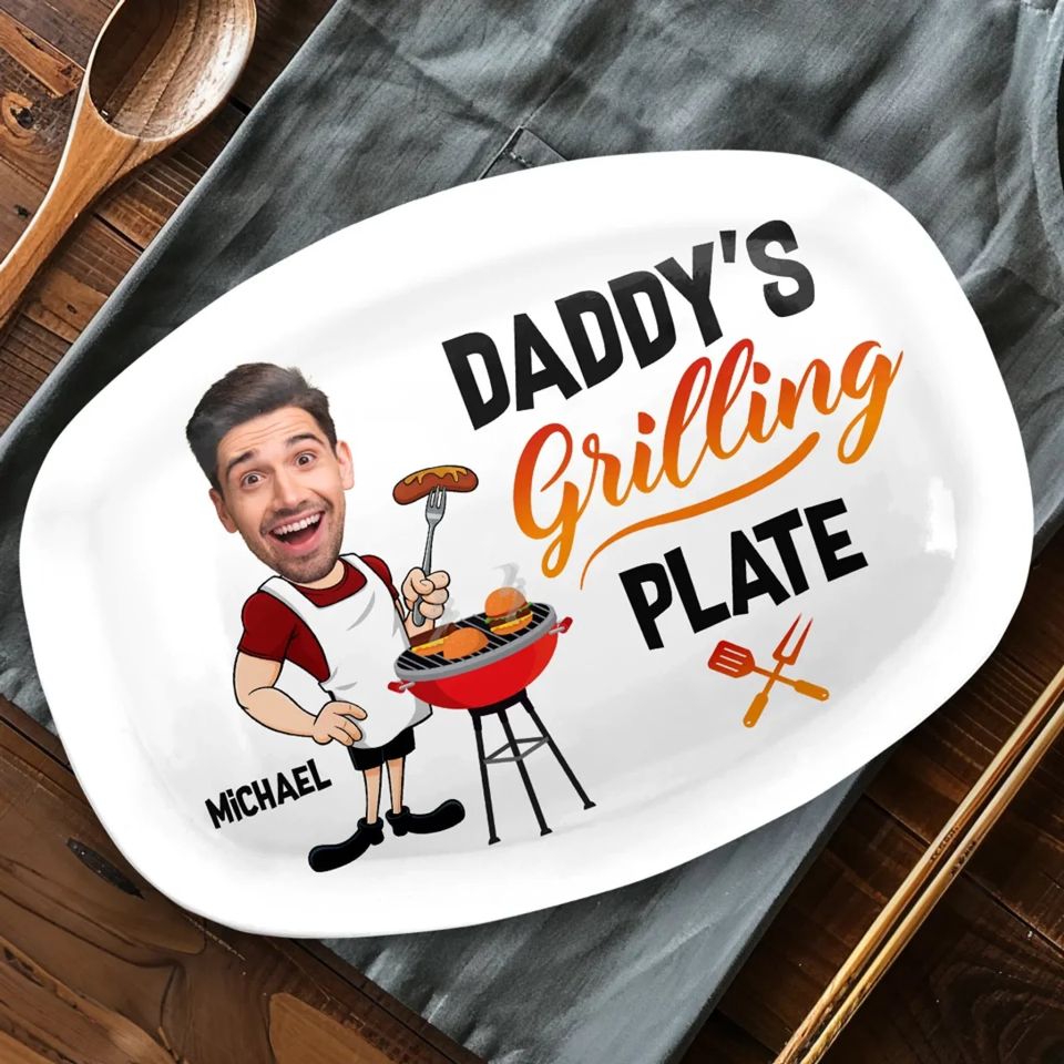 Custom Photo Everything Tastes Better When Daddy Makes It - Family Personalized Custom Platter