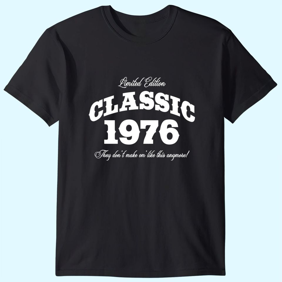 45 Year Old: Vintage Classic Car 1976 45th Birthday T Shirt