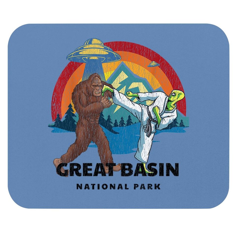 Great Basin National Park Bigfoot Alien Vintage Ufo Mouse Pad