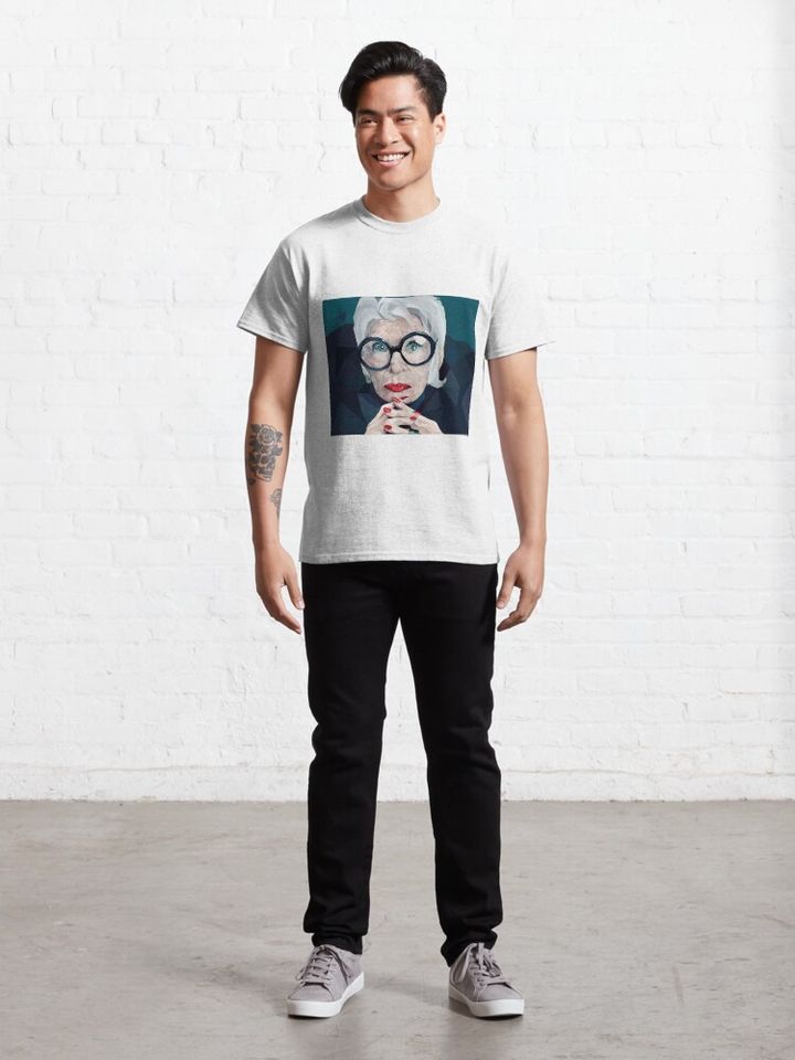 Fashion queen Classic T-Shirt