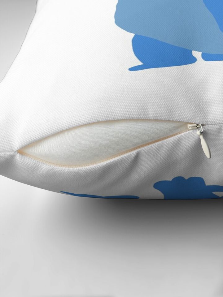 bruni the salamander  Pillow