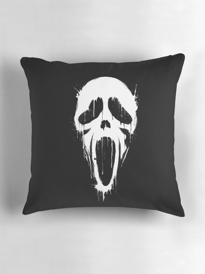 Screammm Pillow