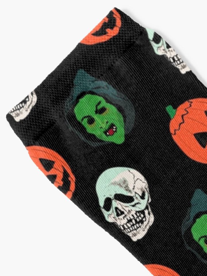 Silver Shamrock Mask Set Socks