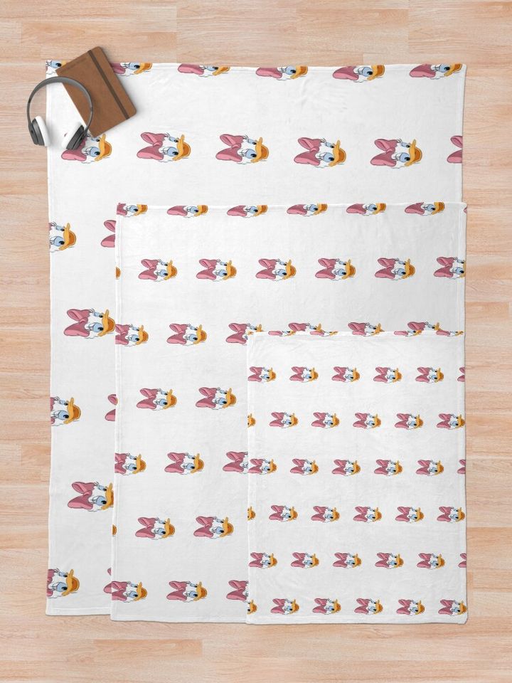 daisy duck face  Throw Blanket