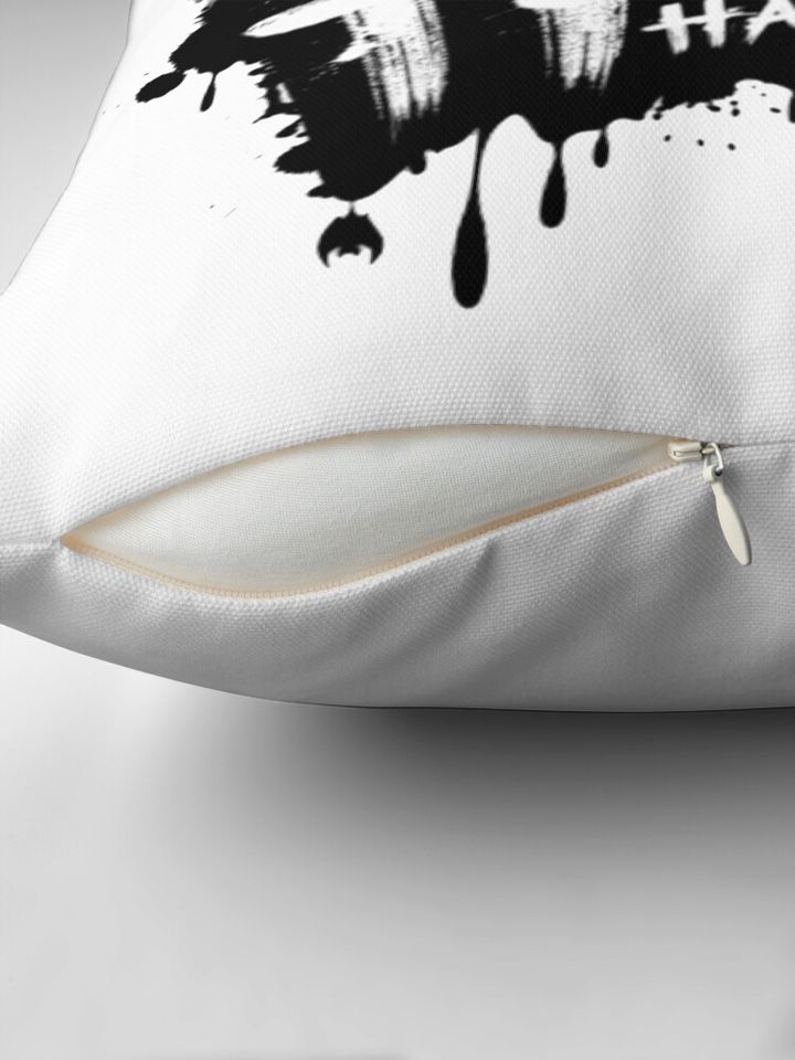 HAPPY HALLOWEEN  Pillow