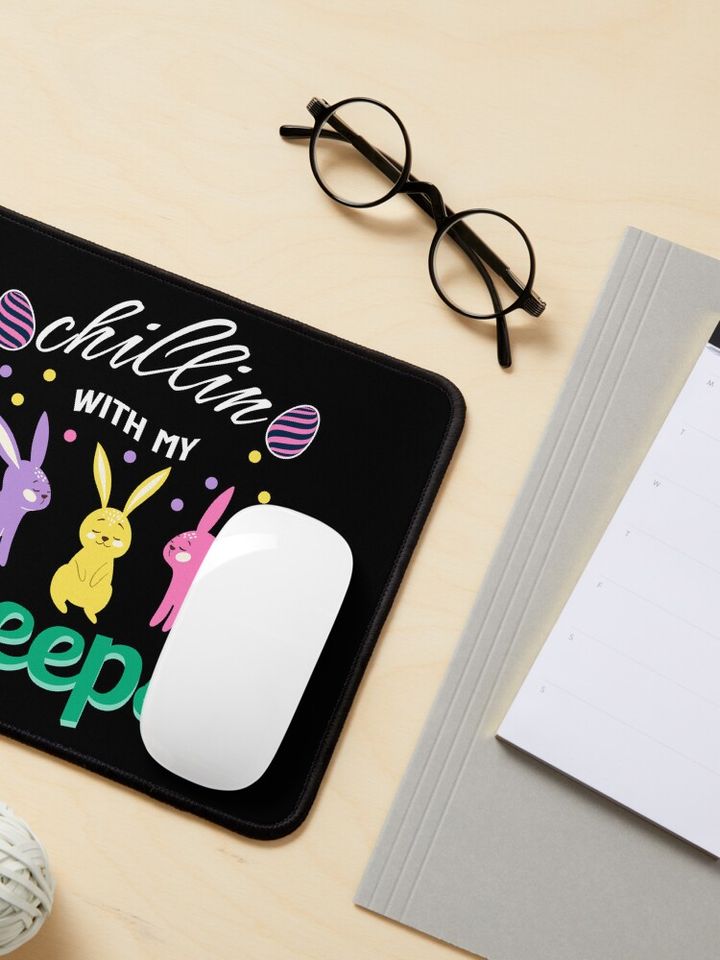 chilling with my peeps Mouse Pad