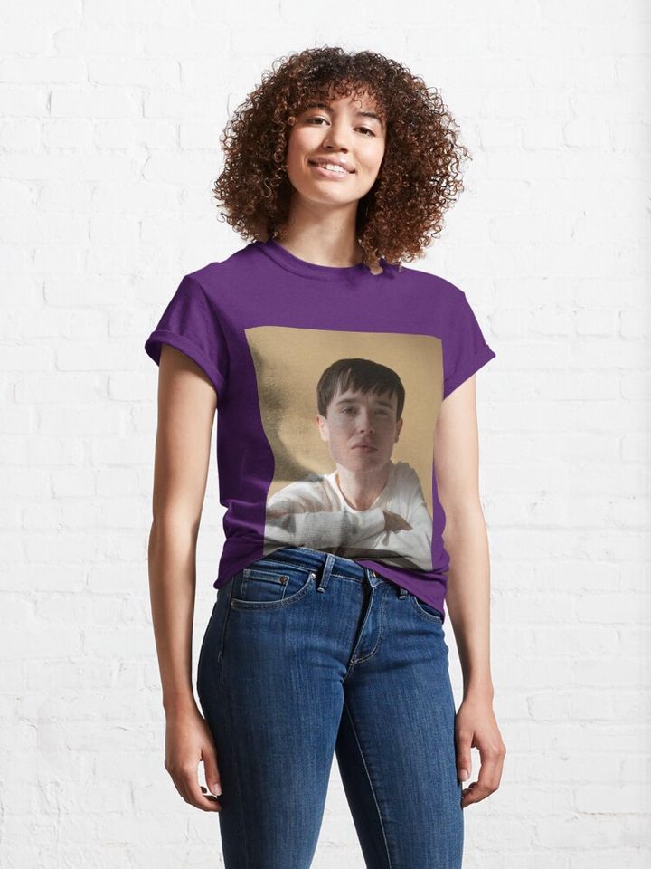 Elliot Page Classic T-Shirt