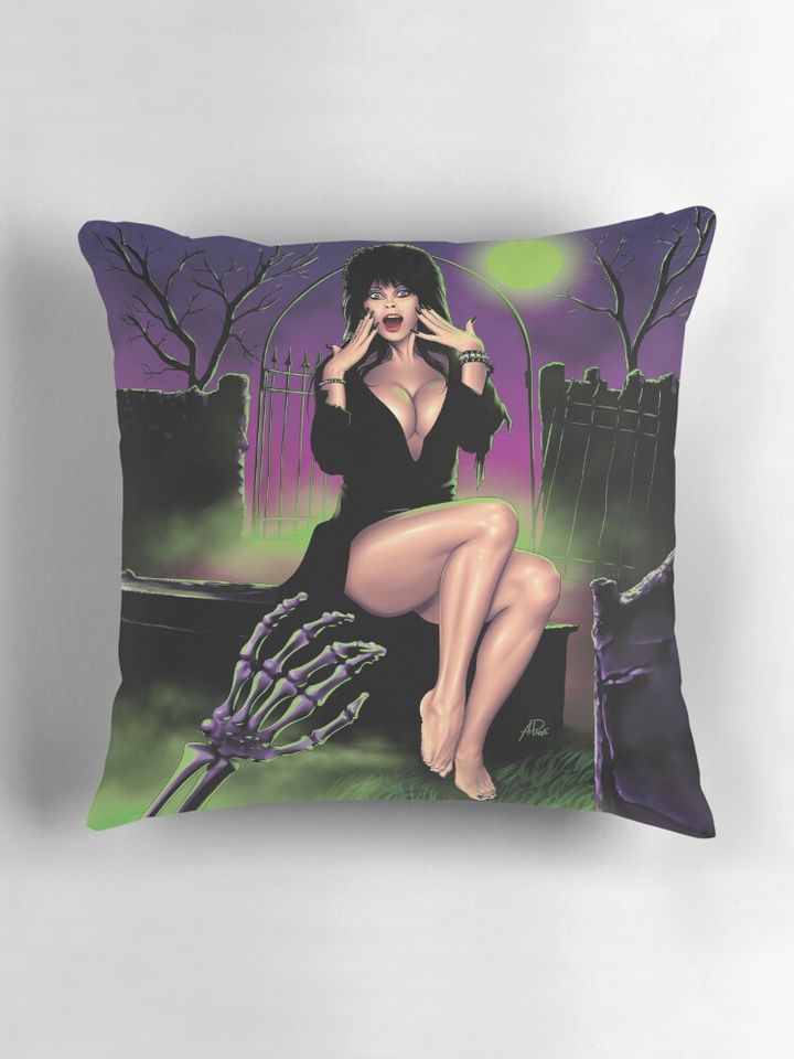 Elvira  Pillow