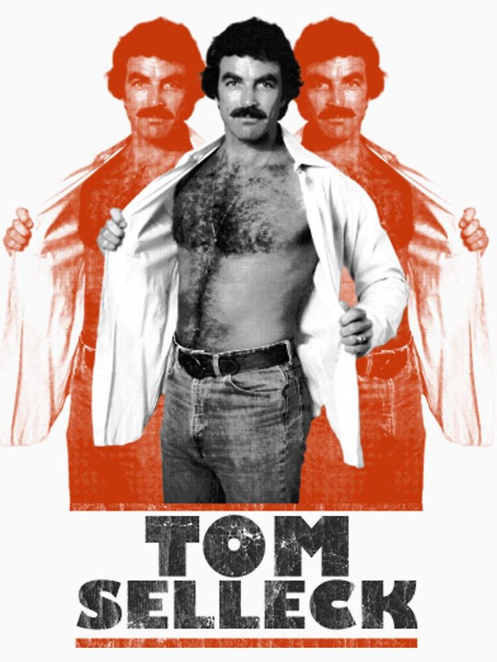 Tom Selleck  Vintage Retro Style  Fan Art Design Pullover Hoodie