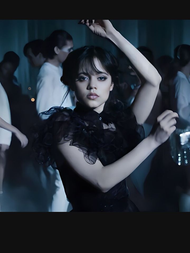 Jenna Ortega Wednesday Addams Dance T-Shirt