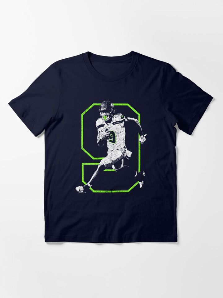 Kenneth Walker III Essential T-Shirt