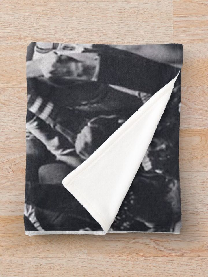 Lebron James and everyone Throw Blanket, Gift for Fan