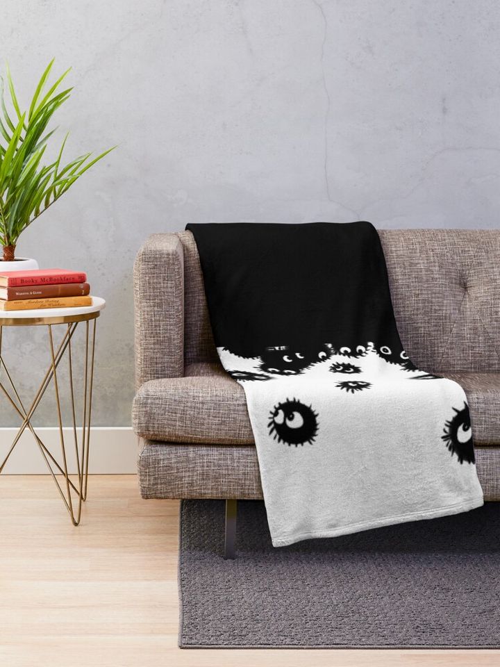 Susuwatari Throw Blanket