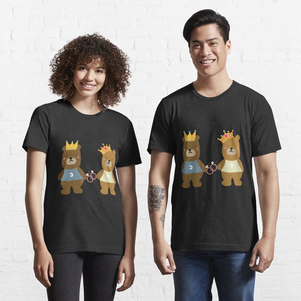 Little Bear Lovers Essential T-Shirt