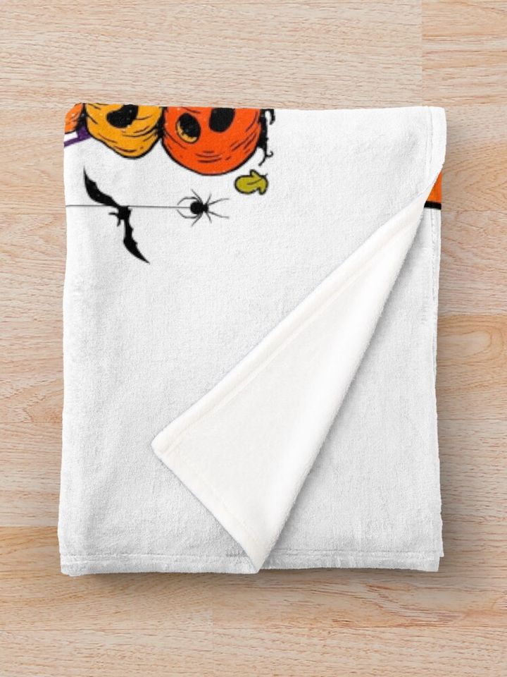 Disney Winnie The Pooh Piglet Halloween Throw Blanket