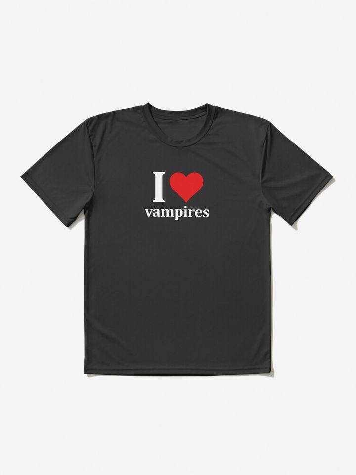 I love vampires Active T-Shirt