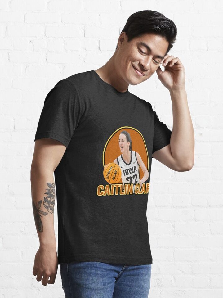 Caitlin Clark Smile Essential T-Shirt