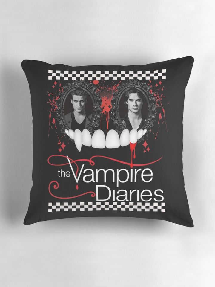 THE VAMPIRE DIARIES Pillow