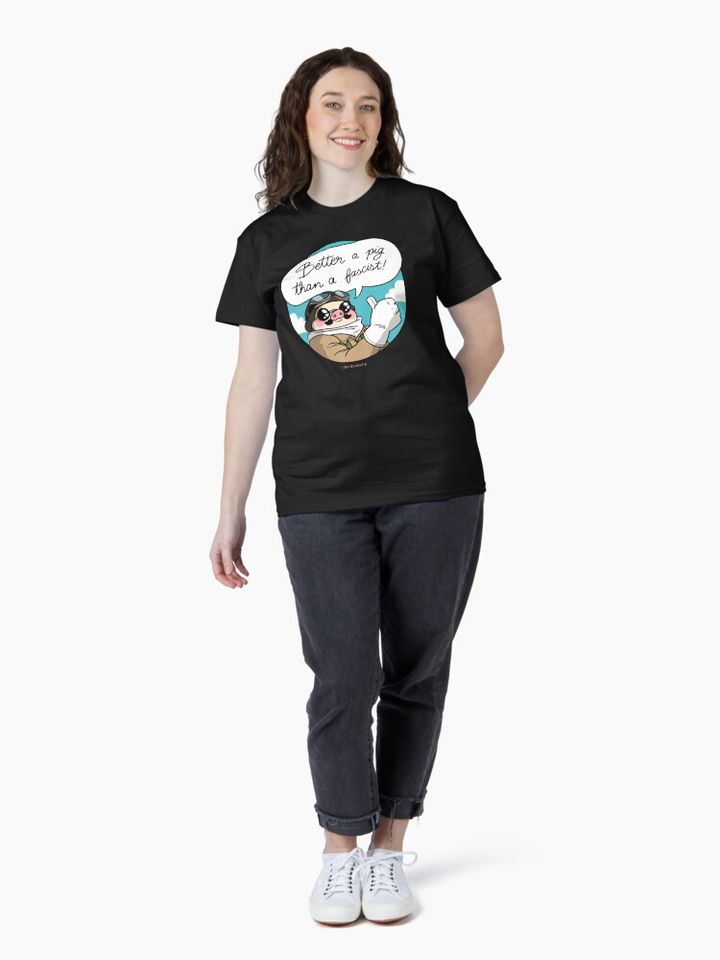 Better a pig than a fascist! Classic T-Shirt