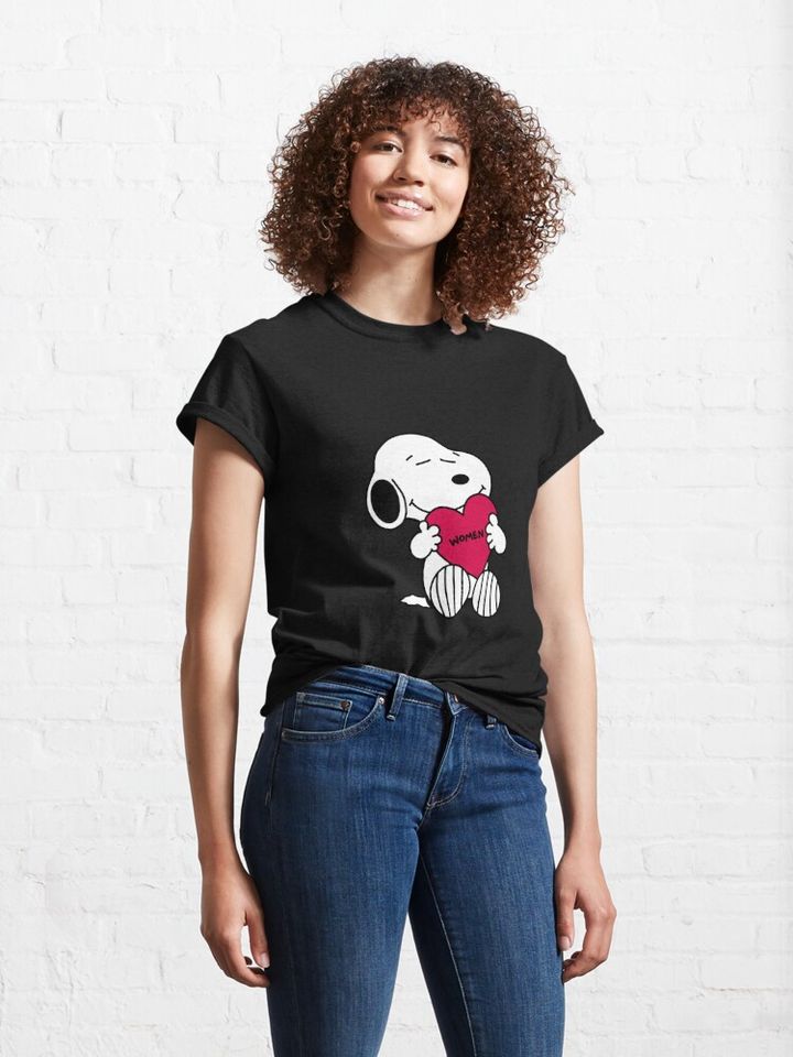snoopy loves Unisex Classic T-Shirt