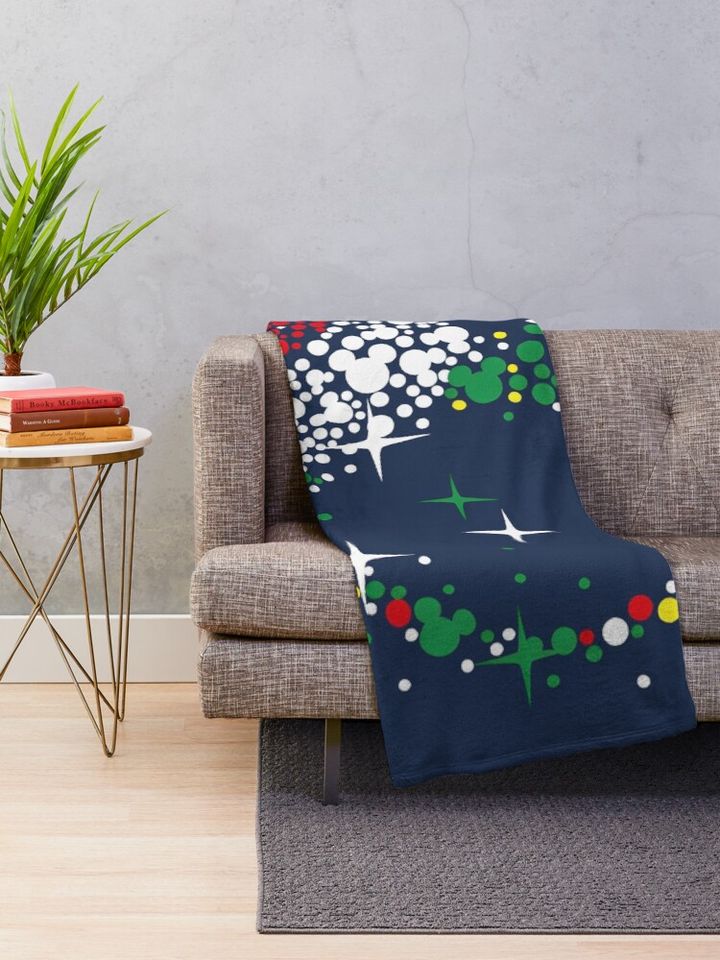 Disneyland Christmas Shirt Throw Blanket