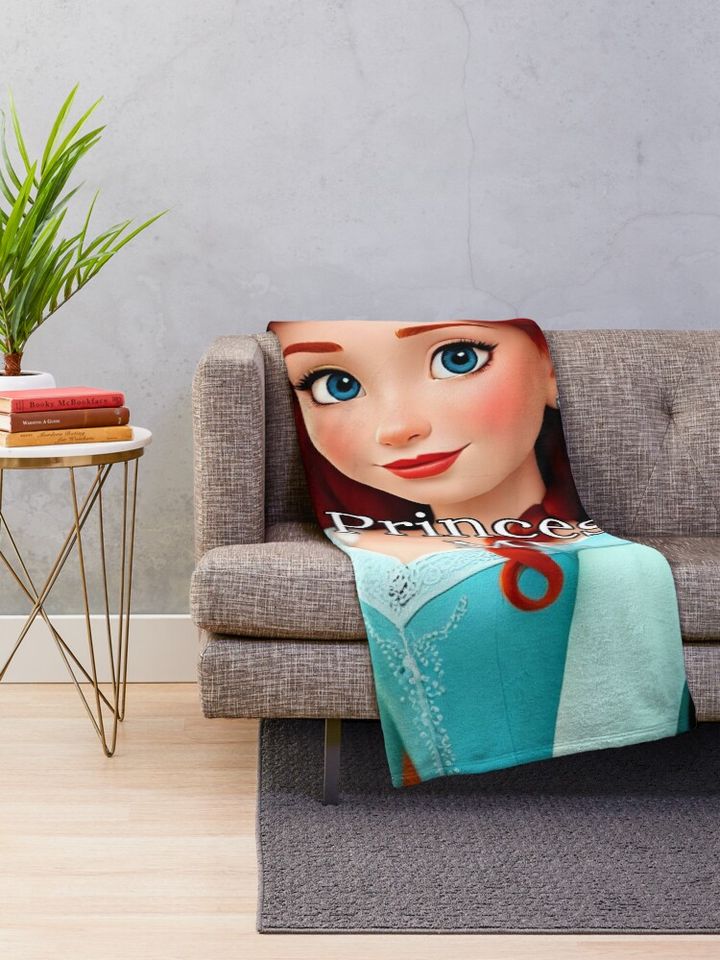 Princess Me Throw Blanket