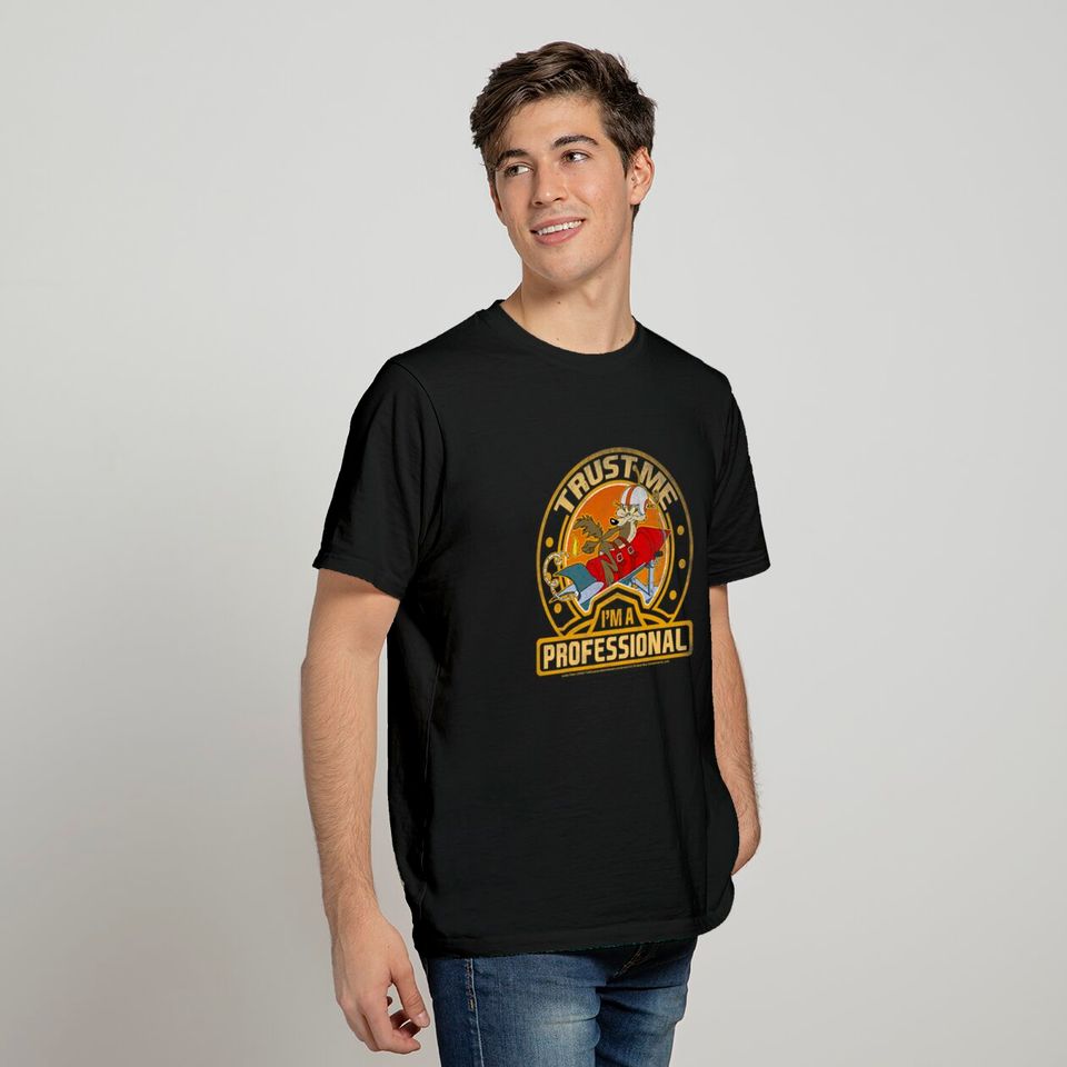 Wile E Coyote Trust Me I m A Professional T Shirt T-shirt