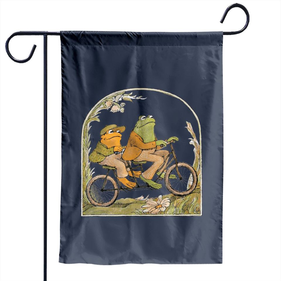 Frog And Toad Garden Flags, Vintage Classic Book Garden Flags