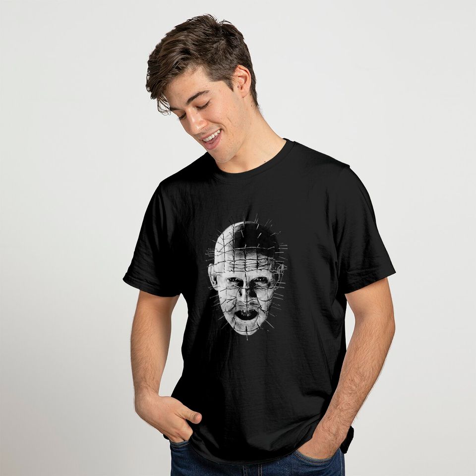 Hellraiser - Movie Pinhead Up-Close Black T-shirt