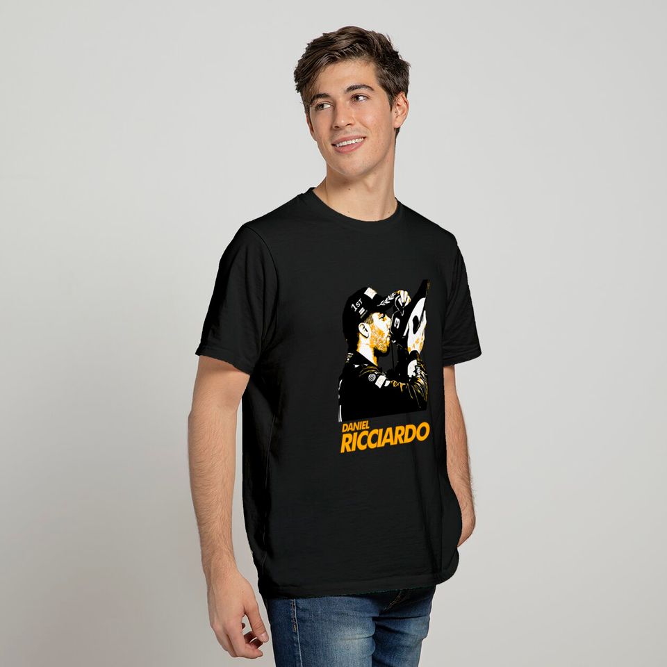 Daniel Ricciardo Shirts