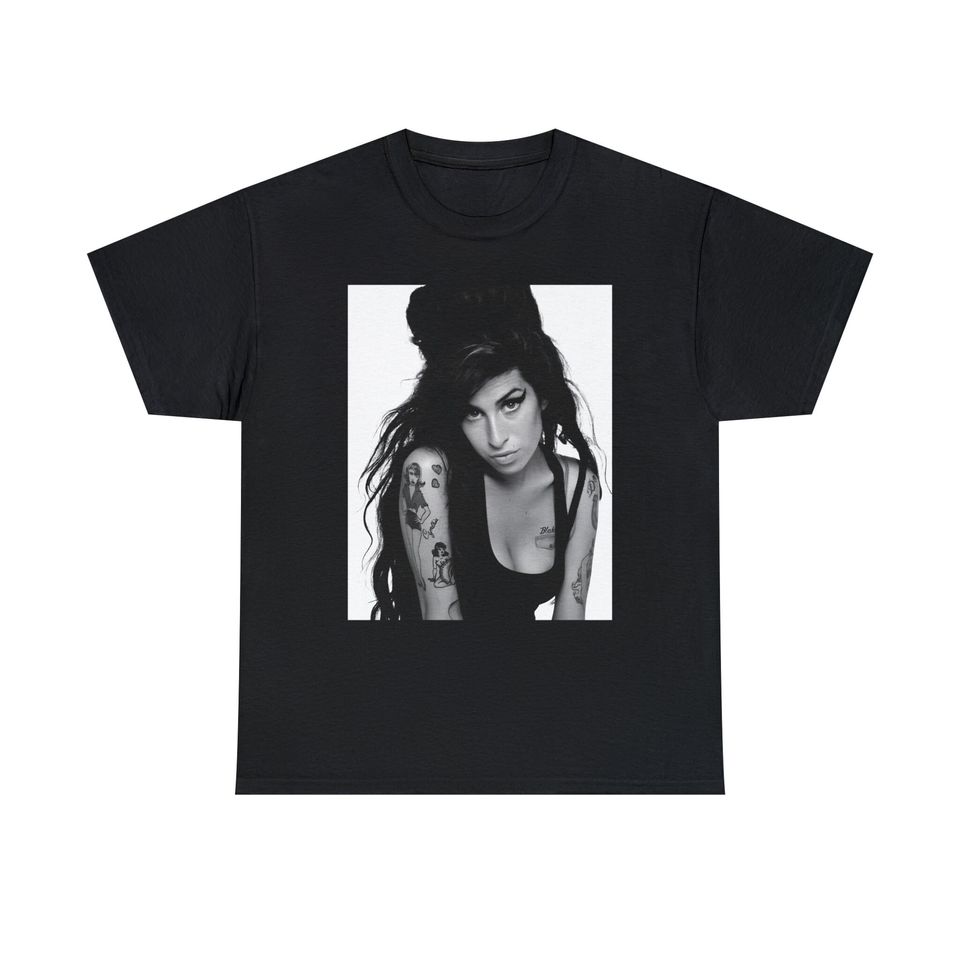 Amy Winehouse Vintage Retro T-Shirt